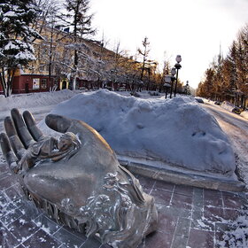 �������