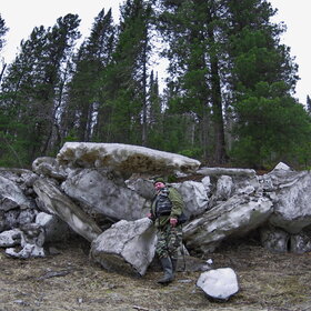 �������